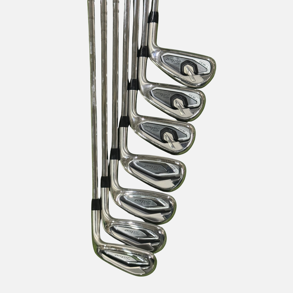 Set fierros Titleist T300 5-GW Acero true temper red S300 stiff flex