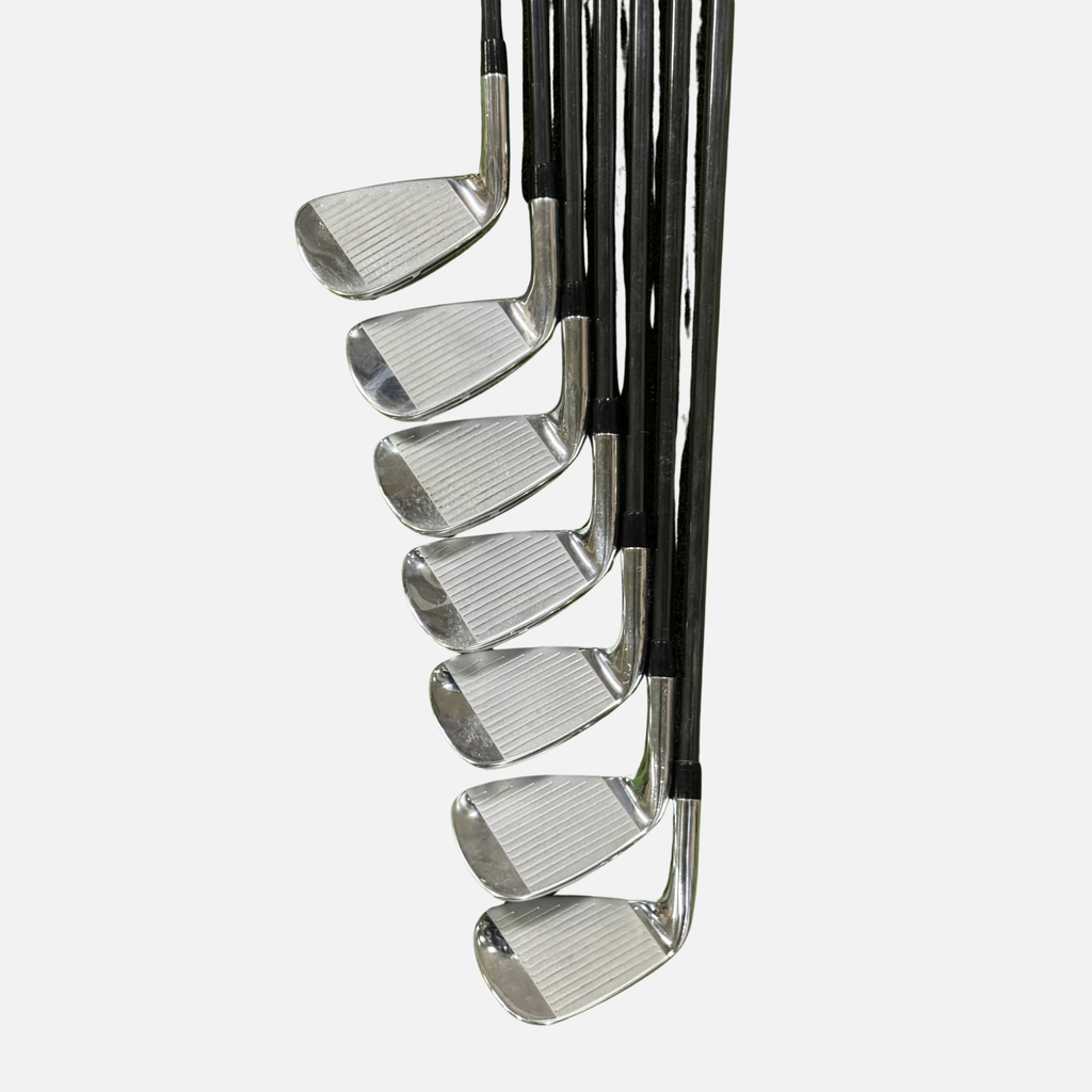 Set fierros Wilson D9 4-P Grafito mamiya reccoil dart stiff flex