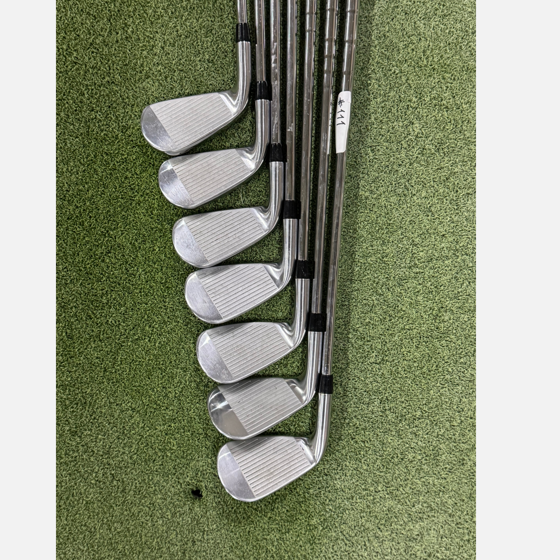 Set fierros Titleist T350 5-P +48 Acero true temper AMT red S300 stiff flex